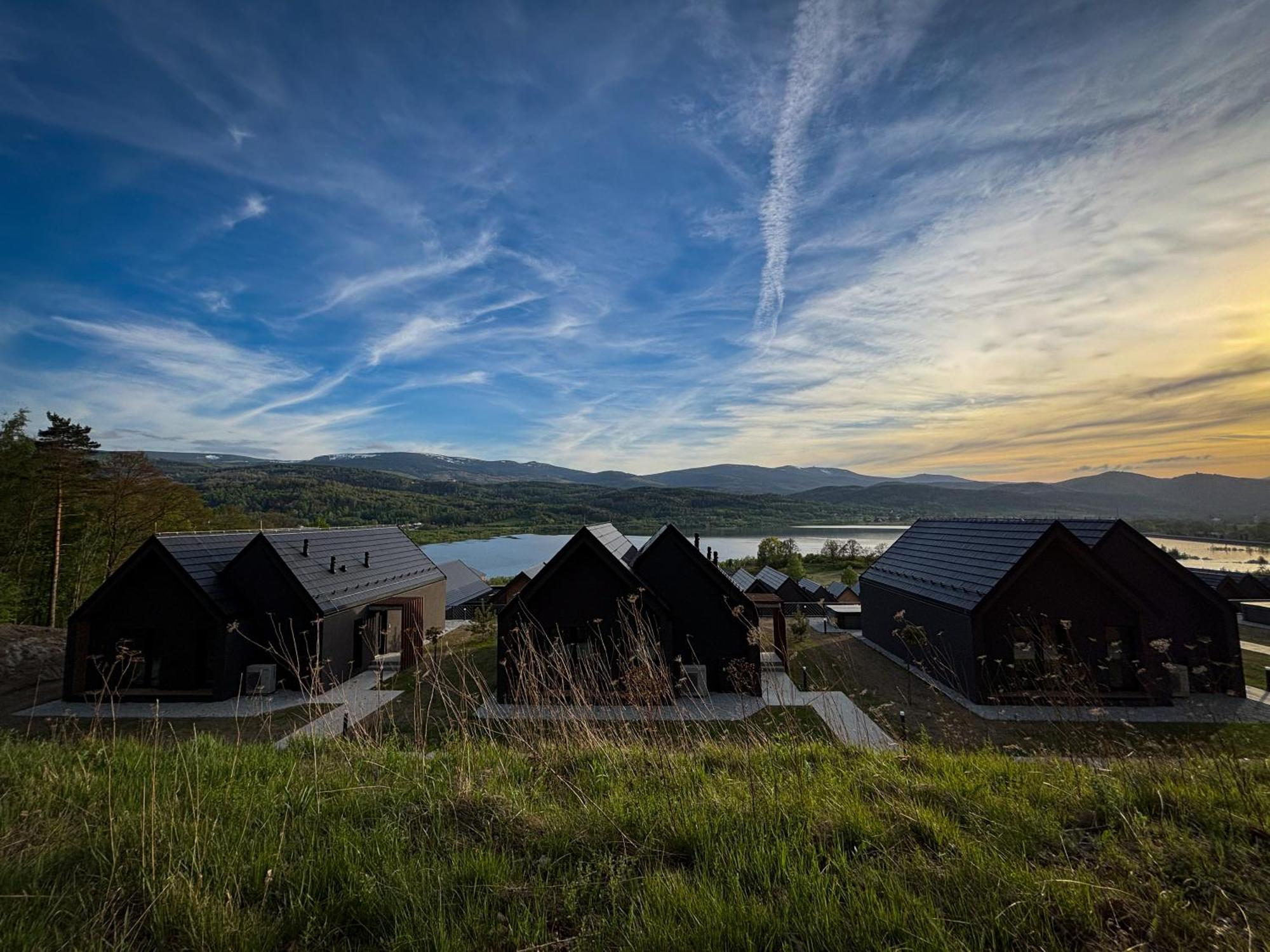Wille W Lake Hill Karkonosze Resort & Spa Sosnówka Kültér fotó