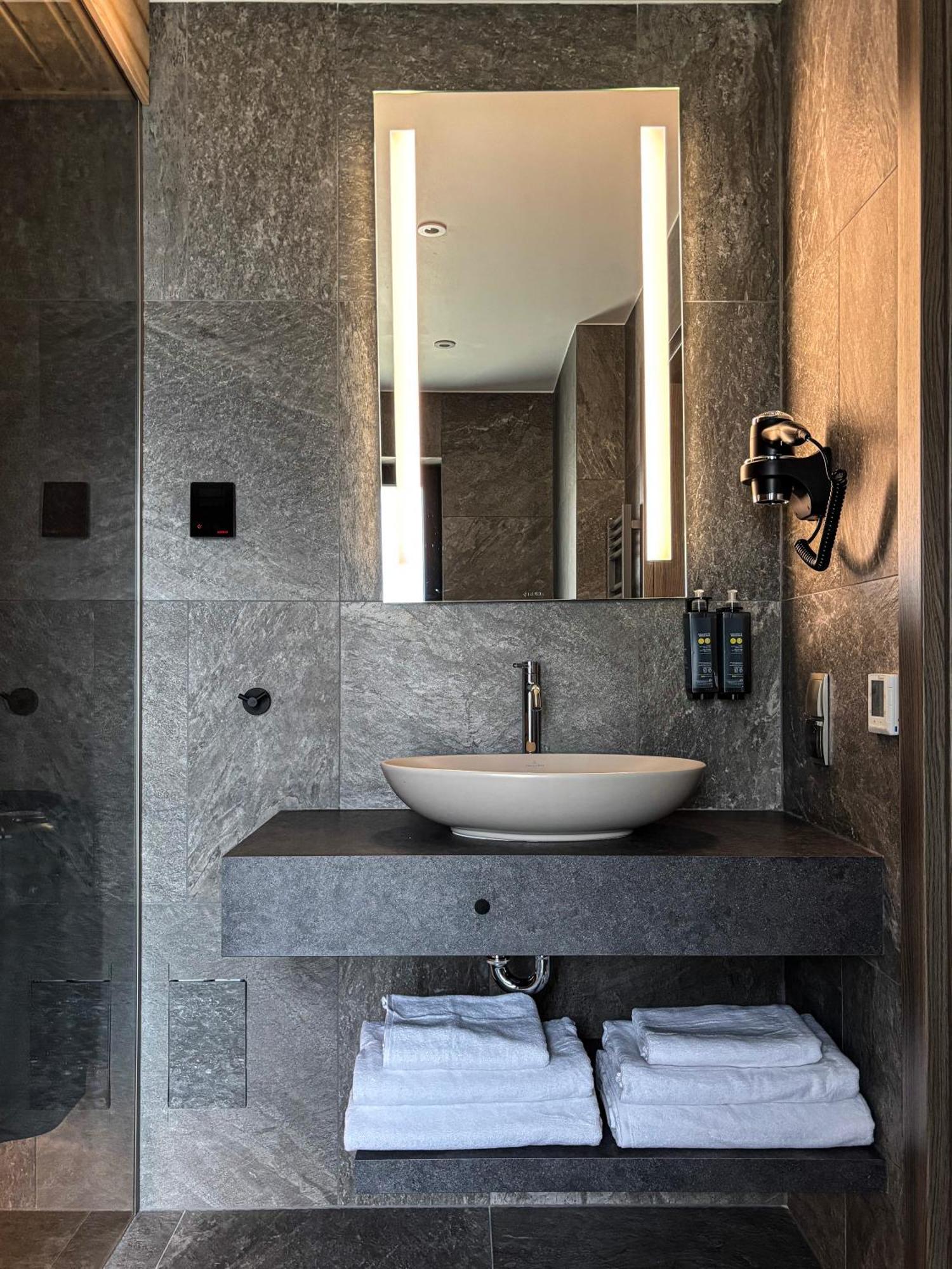 Wille W Lake Hill Karkonosze Resort & Spa Sosnówka Kültér fotó